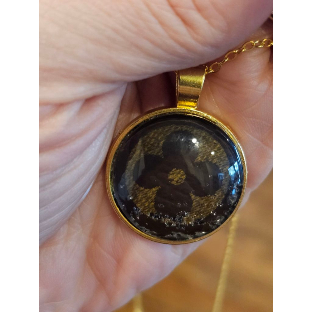 Louis Vuitton Pendant On Gold Plated Necklace - Picture 3 of 6